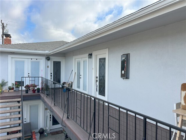 Building Photo - 4059 W 142nd St