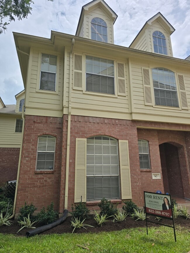 Building Photo - 2710 Grants Lake Blvd