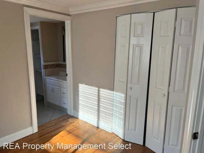 Building Photo - 3 br, 2 bath House - 7021 Hurst Ln