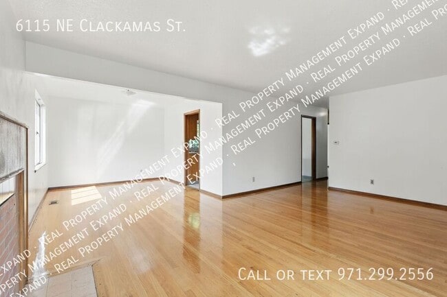 Building Photo - 6115 NE Clackamas St