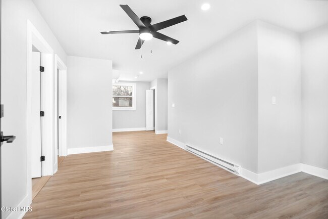 Building Photo - 103 E High St