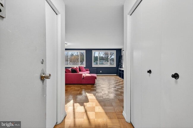 Building Photo - 1900 Lyttonsville Rd