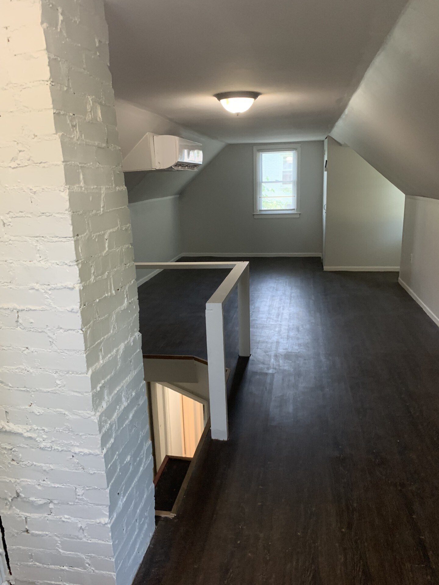 Building Photo - 3324 Meadowbridge Rd