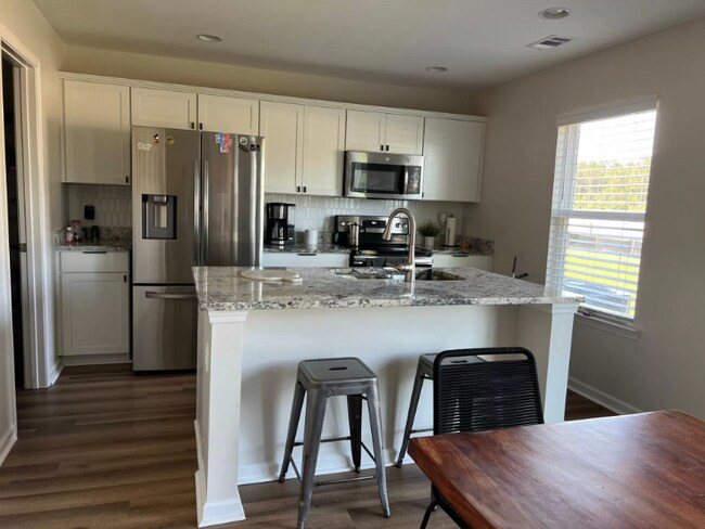 Building Photo - 133 Orkney Rd