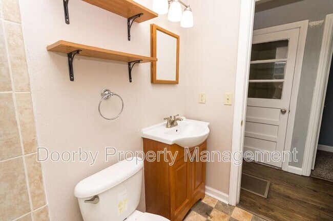 Building Photo - 1164 Chippewah Dr
