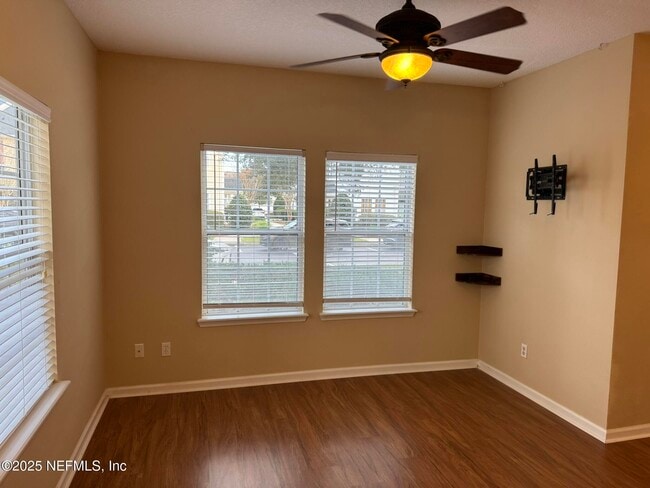 Building Photo - 575 Oakleaf Plantation Pkwy