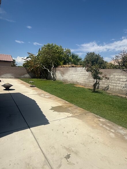 Building Photo - 78830 Wakefield Cir