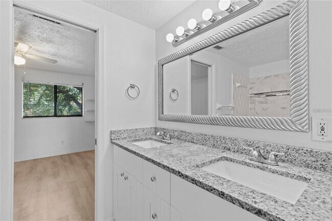 Building Photo - 3920 Cedar Limb Ct