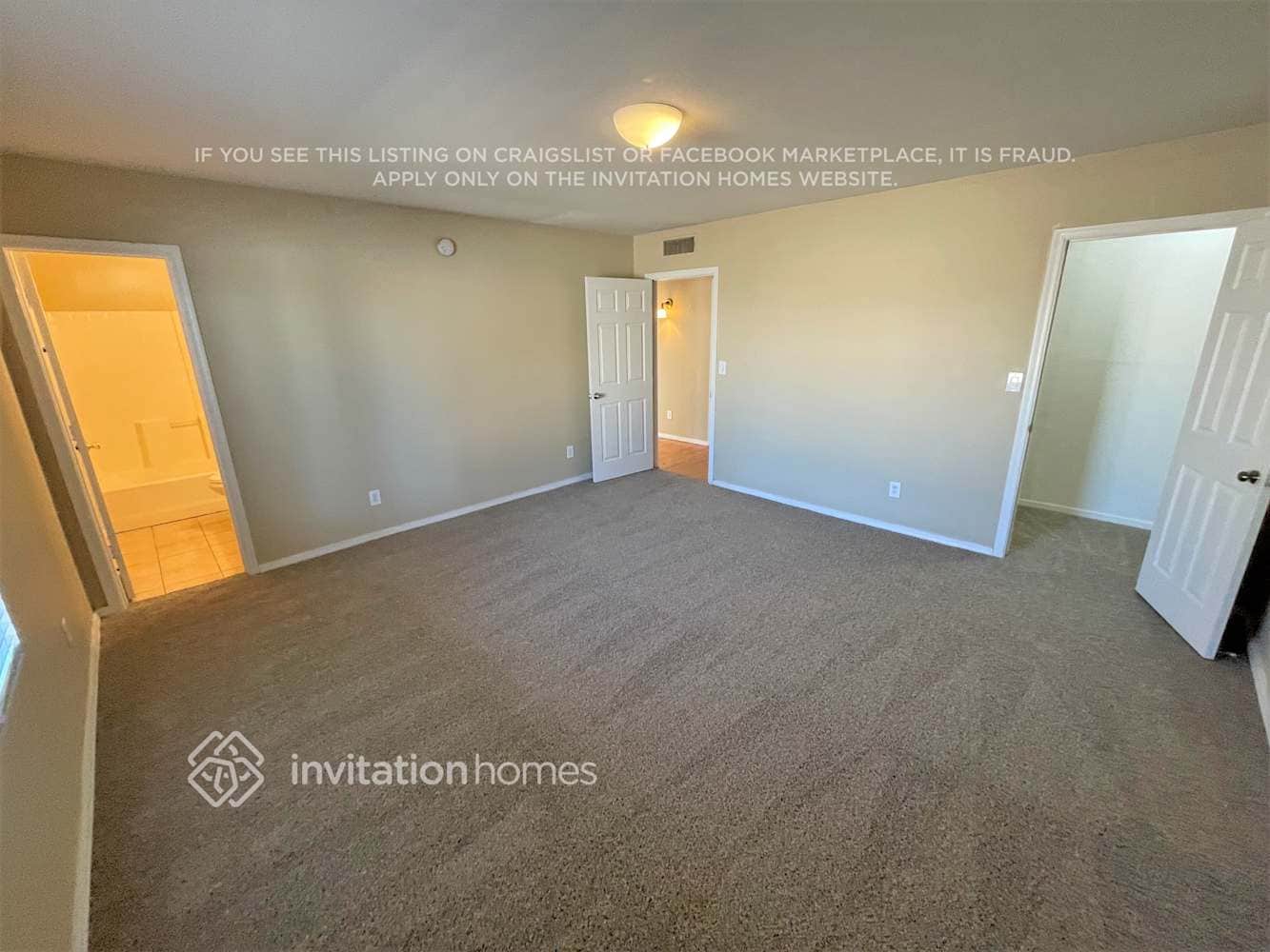 Building Photo - 6940 W Catalina Dr