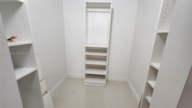 Building Photo - 2403 Antigua Cir