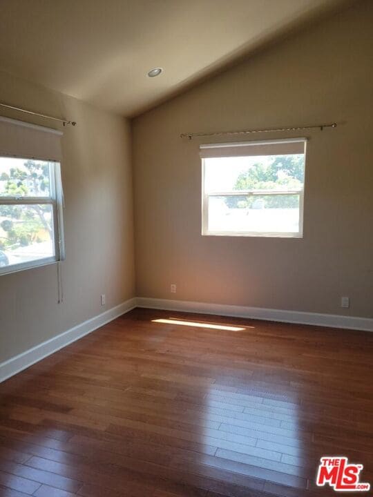 Building Photo - 8501 Lilienthal Ave