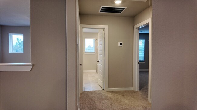 Building Photo - 16993 Juniper Blossom Bnd