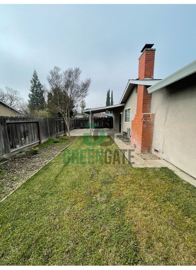 Building Photo - Spacious 4Bedroom 2Bath AVAILABLE NOW in Modesto!!