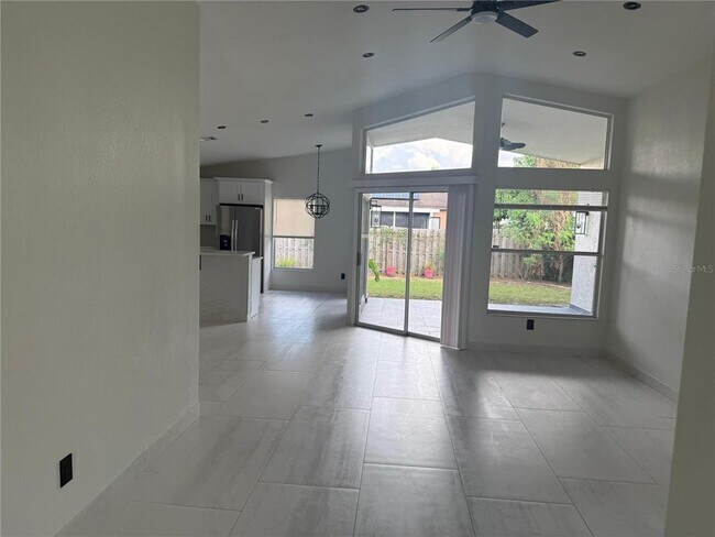 Building Photo - 3361 Burlington Dr