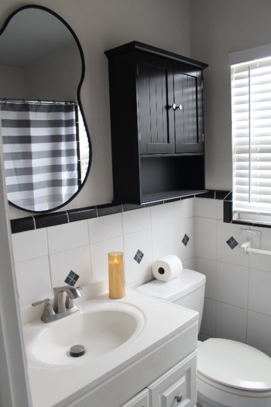 Building Photo - 6100-6104 4th Ave S