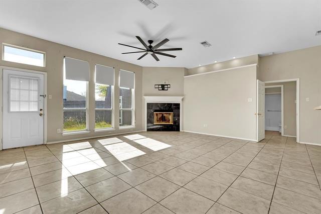 Building Photo - 1708 Windcastle Dr