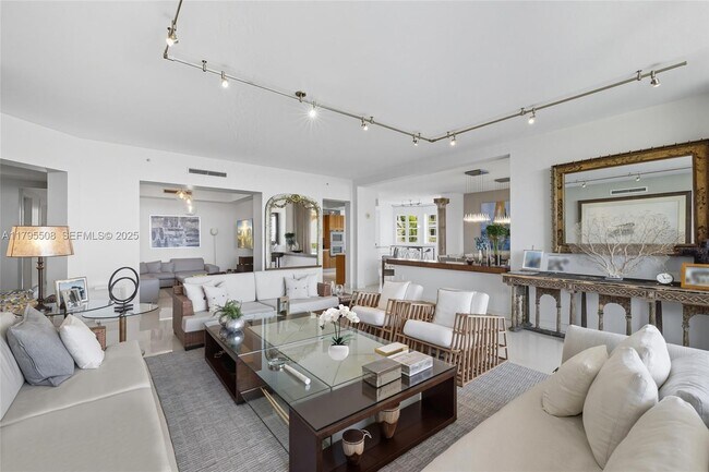 Building Photo - 7141 Fisher Island Dr