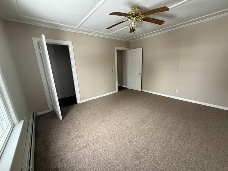 Building Photo - 3 S Garand St