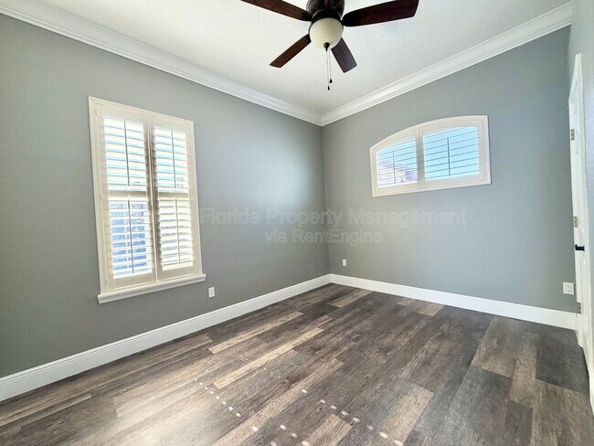 Building Photo - 5243 W Lake Butler Rd