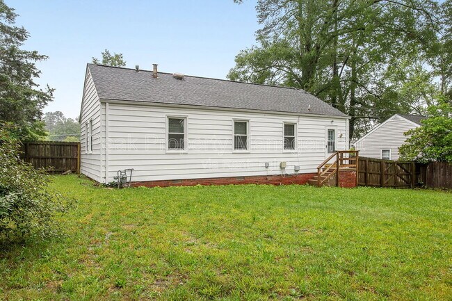 Building Photo - 8514 Wetherly Dr