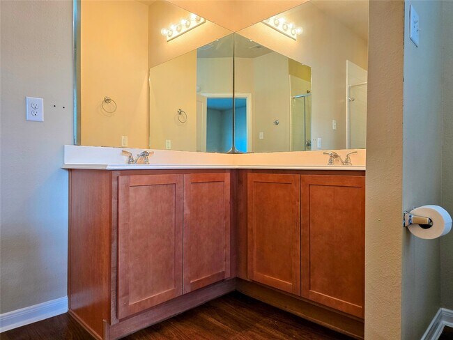 Building Photo - 11126 Kingsnorth Dr