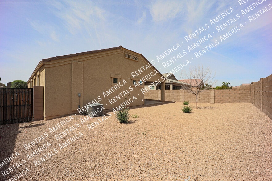 Building Photo - 4678 E Sodalite St