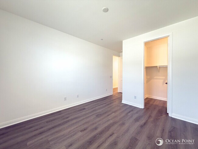 Building Photo - Newly Built 5 Bedroom Home for Rent in Fillmore!
