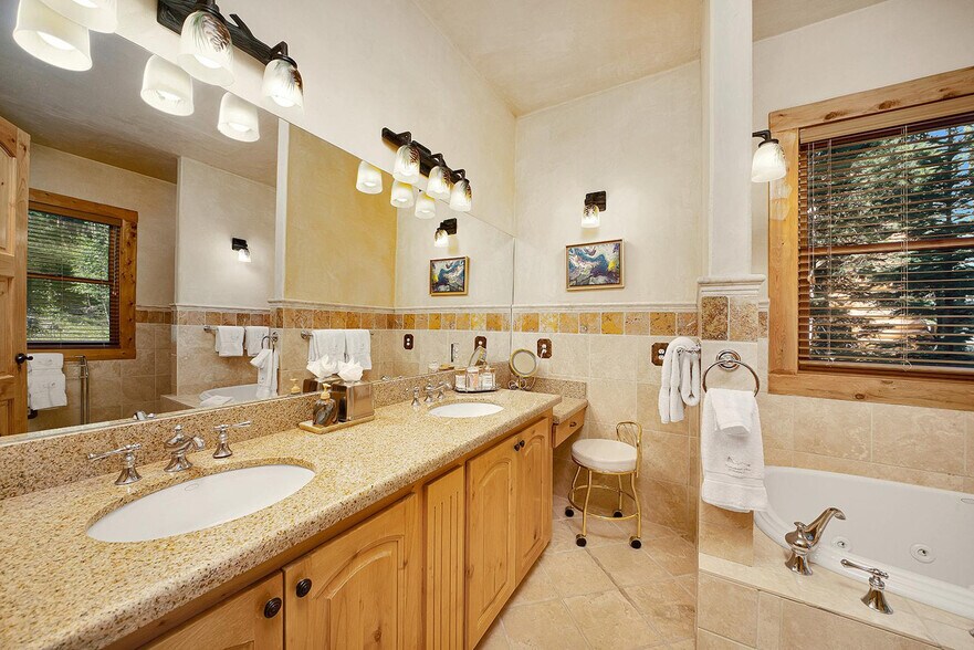 Building Photo - 162 San Joaquin Rd