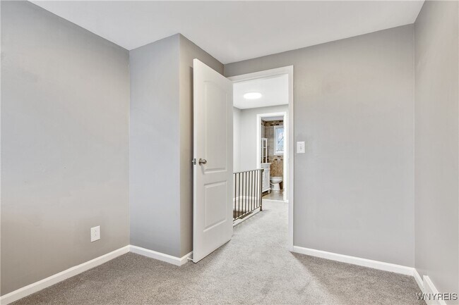 Building Photo - 106 Patsy Ln