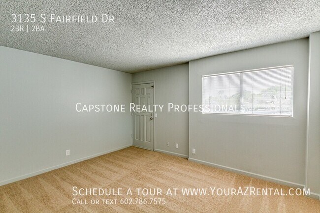 Building Photo - 3135 S Fairfield Dr
