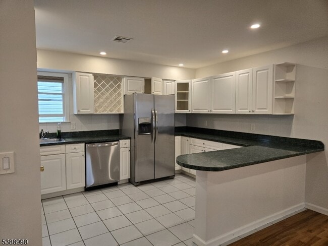 Building Photo - 89 Sumo Village Ct