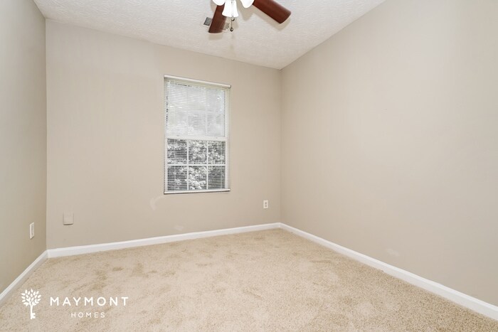 Building Photo - 2025 Marlin Dr