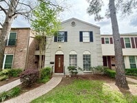 Building Photo - 12959 Trail Hollow Dr