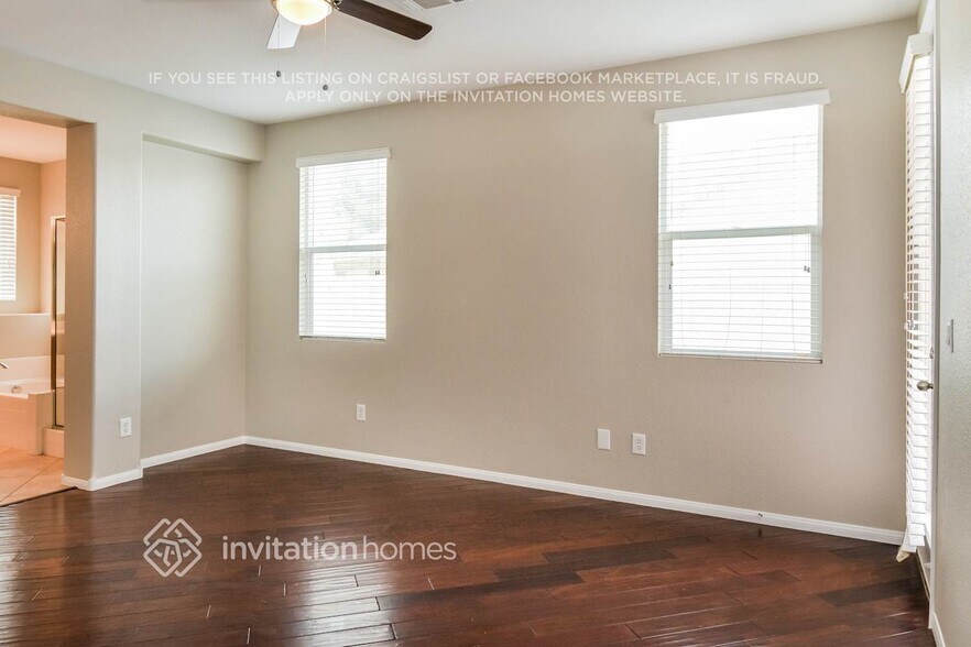 Building Photo - 6216 Trenton Parade Ave