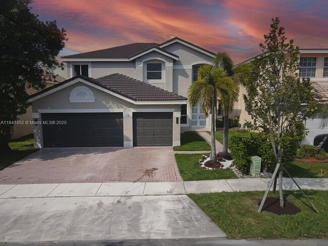 Primary Photo - 17381 SW 33rd St