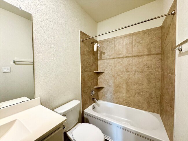 Building Photo - 9026 Beacon Mill Dr