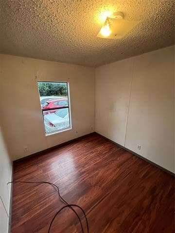 Building Photo - 541 Simmons Dr