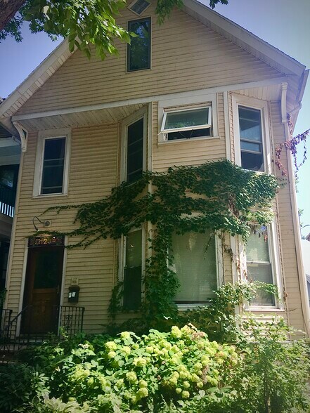 Building Photo - 123 N Franklin St