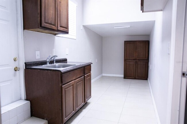 Building Photo - 9768 Bay Vista Estates Blvd