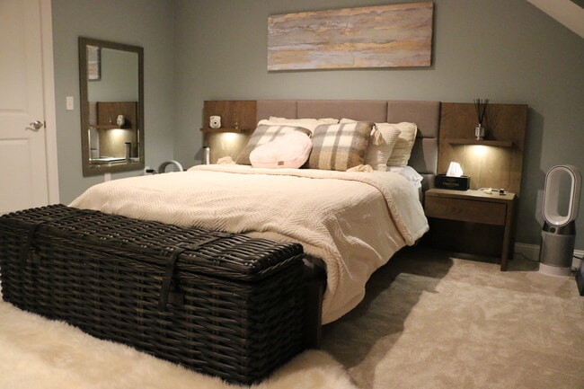 Building Photo - 506 Sea St