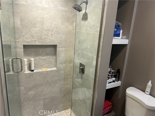 Building Photo - 19 Calotte Pl