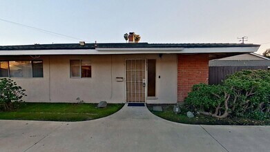 Building Photo - Lease listing - Pasadena Ave