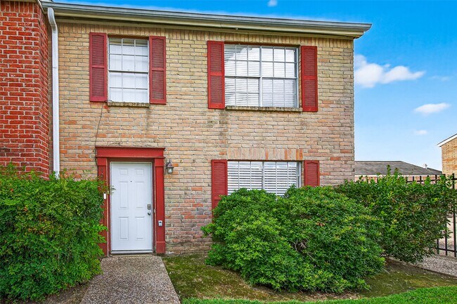 Building Photo - 4064 Belle Park Dr