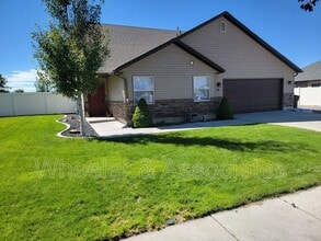 Building Photo - 641 W 1325 N