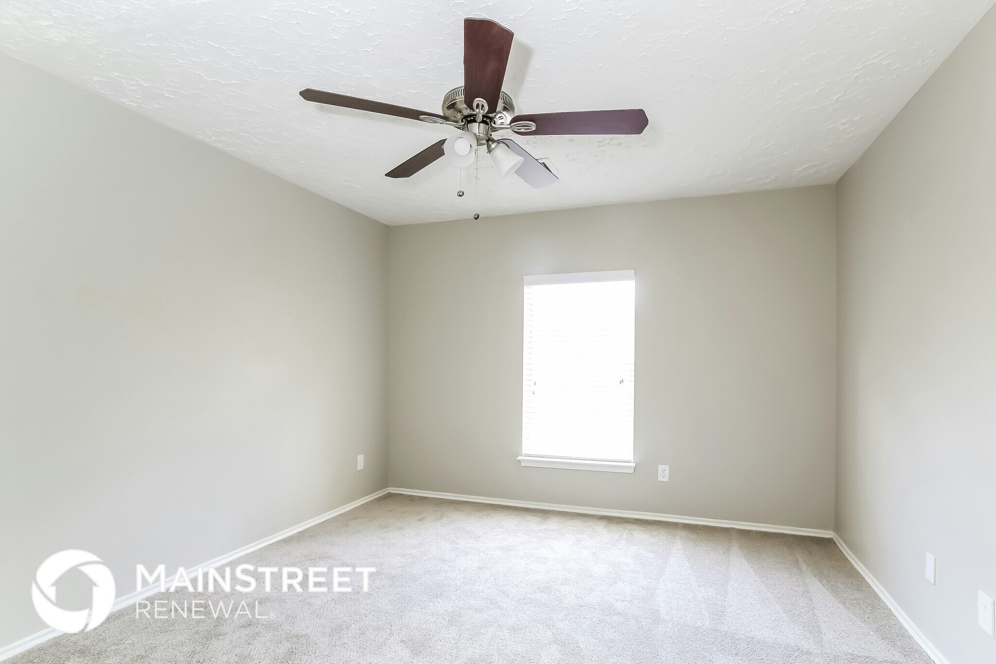 Building Photo - 16107 Diamond Ridge Dr