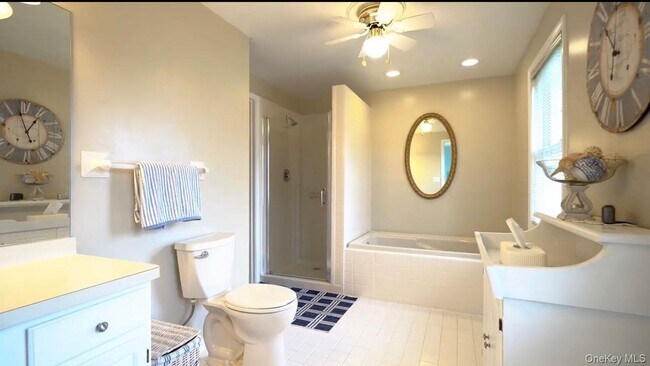 Building Photo - 1 Shadow Vale Dr