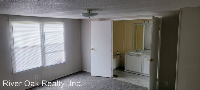 Building Photo - 3 br, 2 bath House - 2312 Cosmos Ave