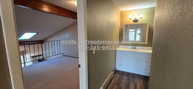 Building Photo - 636 Horizon Dr