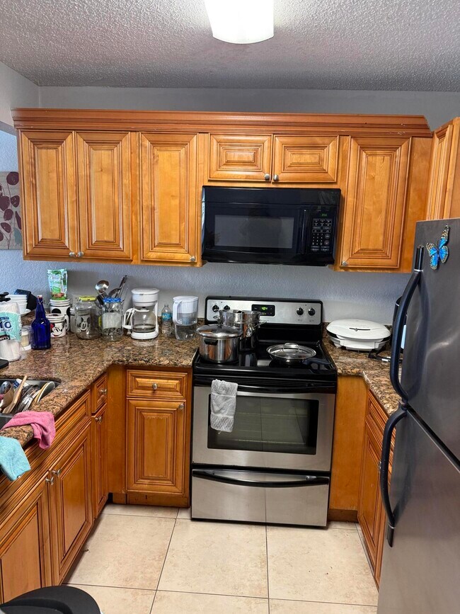 Building Photo - 1740 Windorah Way