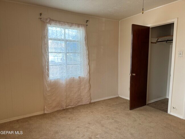 Building Photo - 9351 Carranza Dr